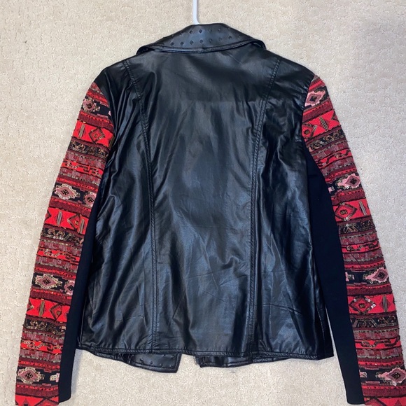 Black (faux) leather jacket w/ red beaded sleeves - Picture 4 of 4